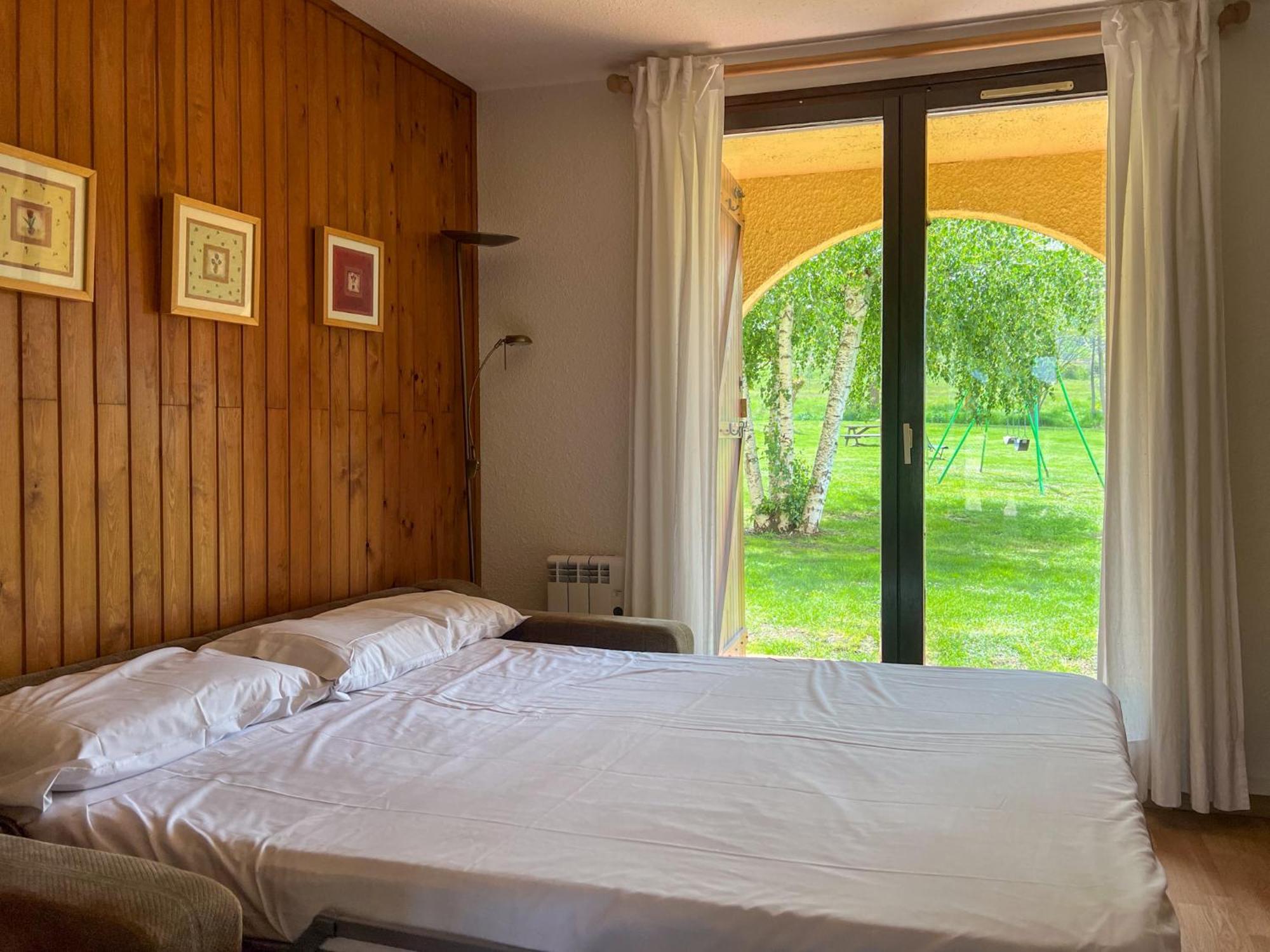 Val De Llous II 39 Apartment Sainte-Leocadie Ngoại thất bức ảnh